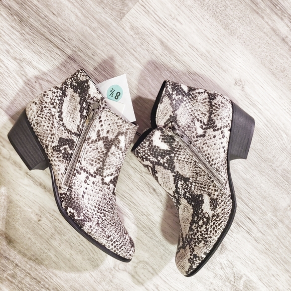 UNIONBAY Shoes - Snake skin ankle boots nwt